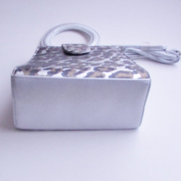 Unique Silver Metallic & Animal Print Purse or Evening Bag - Picture 5 of 7